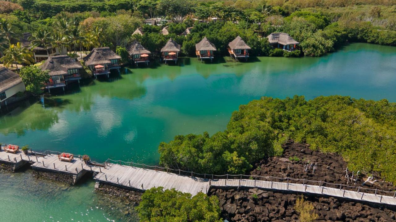Constance Prince Maurice Post of Flacq Exterior foto The resort's bungalows