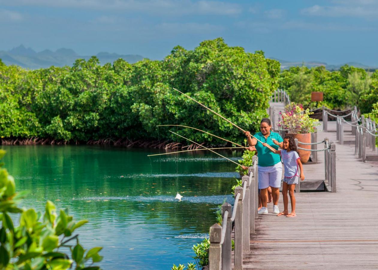 Constance Prince Maurice Post of Flacq Exterior foto Fishing at the resort